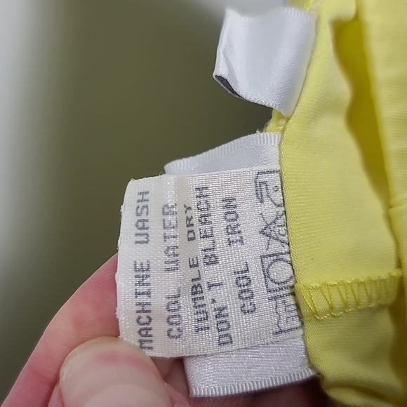 TAIL Yellow Athletic Lightweight Performance Biker Shorts Size Small - Picture 4 of 9